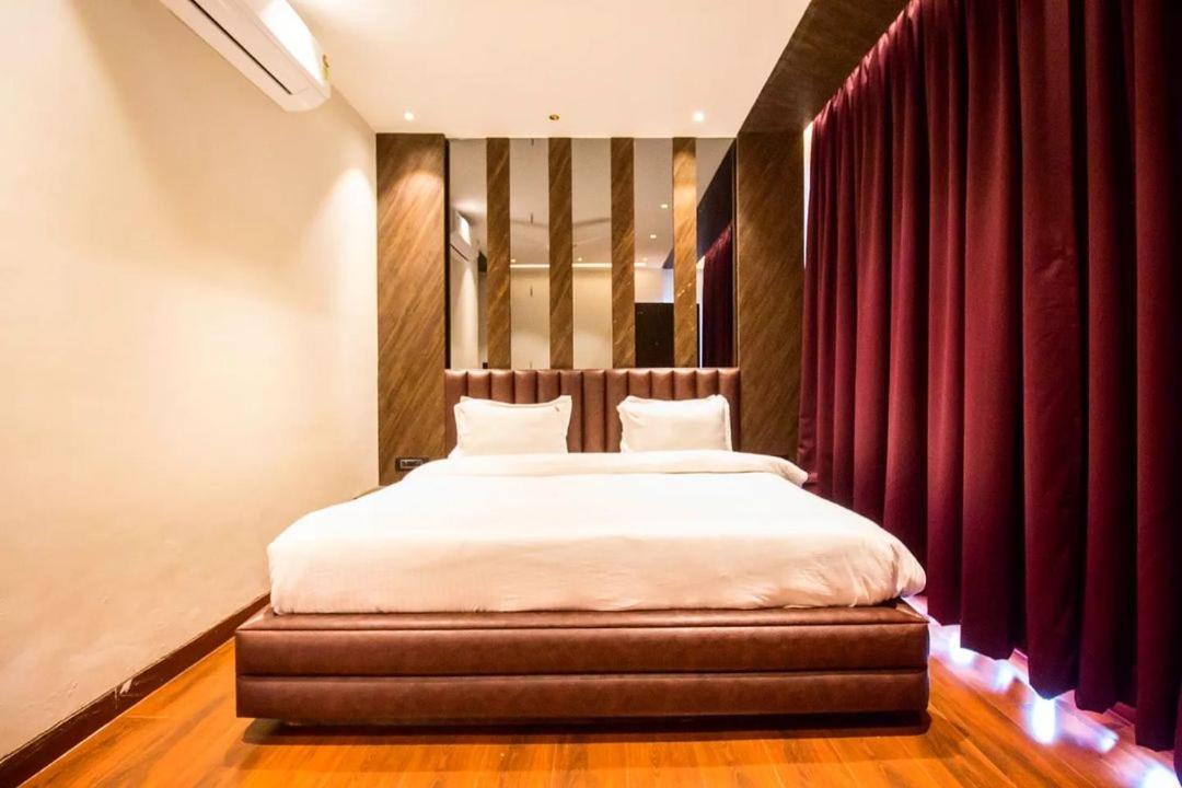 F3 Macau Villa Igatpuri Exteriör bild